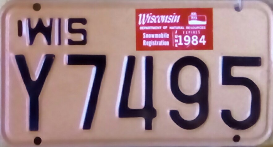 84wisnowmobiledealerplate