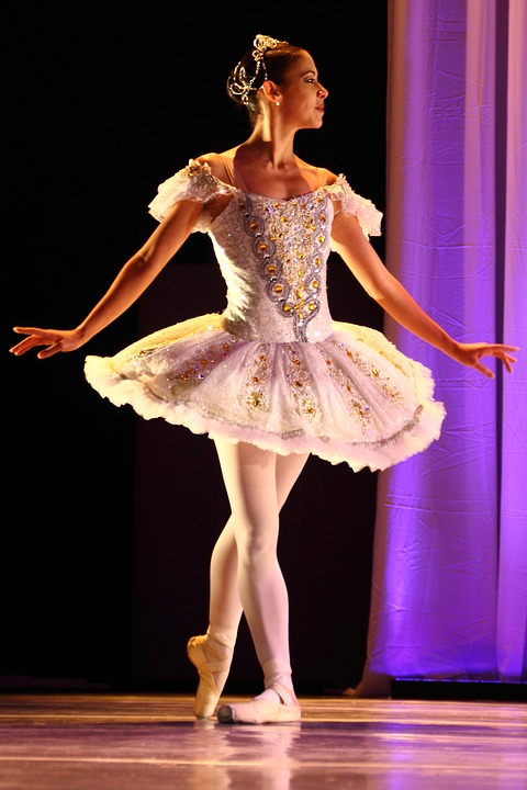  A beautiful dancer