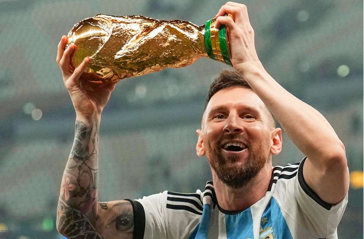 Messi freut sich für pokal