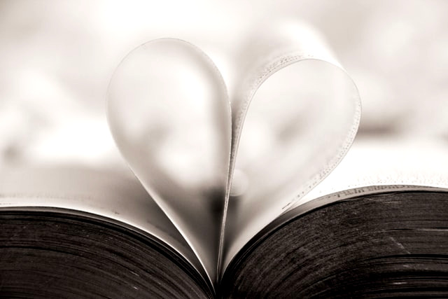 Heartshaped book