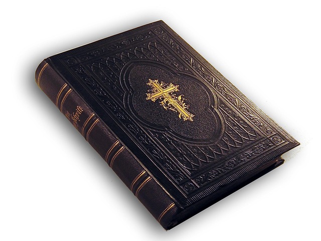 Picture of an antique Bible