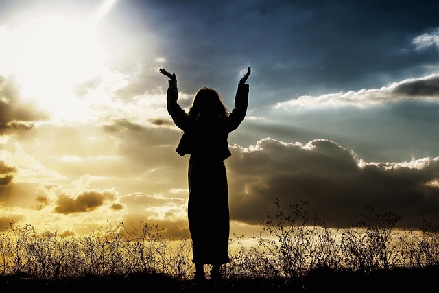praying woman